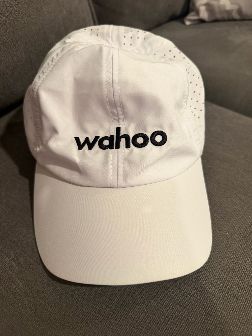 Wahoo White Performance Running Cap
